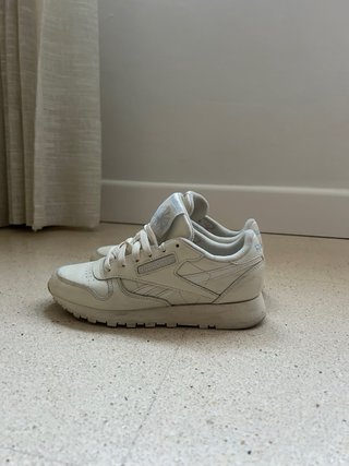 Zapatos Reebok Beige/Blanco Talla 37