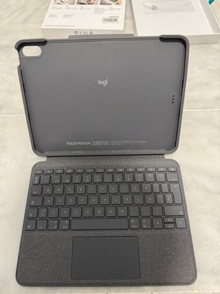 Teclado Logitech Folio Touch (iPad Air 4 / 5 / M2)