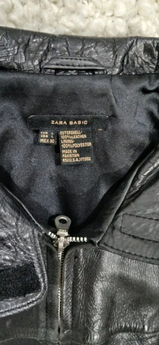 Chaqueta de cuero negra