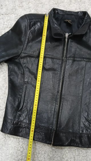 Chaqueta de cuero negra