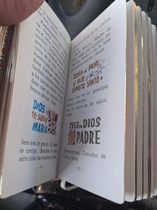 Libro Mi Primera Comunión y Rosario