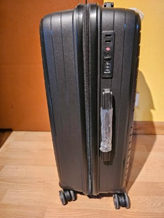 Maleta Totto Negra M 24