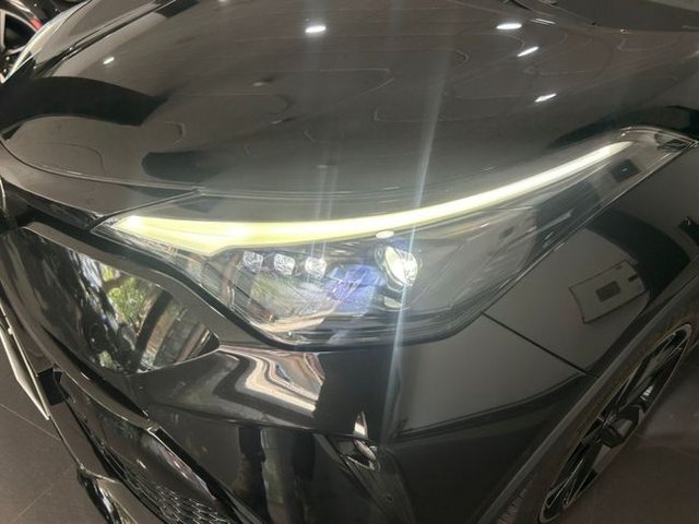 Toyota C-HR Hybrid GR Sport Black Edition