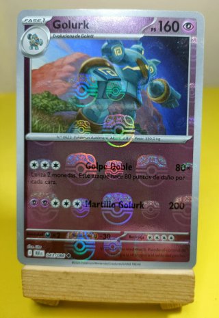 Carta Pokémon Golurk *Máster Ball*