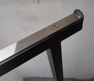 Perchero Metálico Industrial Negro Mate 180cm