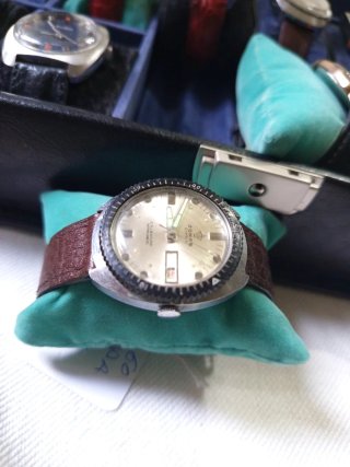 Reloj Jonas Calendario Antimagnético