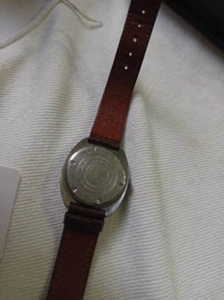 Reloj Jonas Calendario Antimagnético