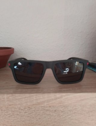 Gafas de sol Prada grises
