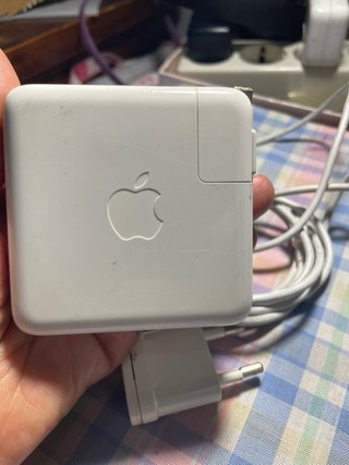 MacBook Pro Apple 12.7.6 gris  Mac Os Monterrey