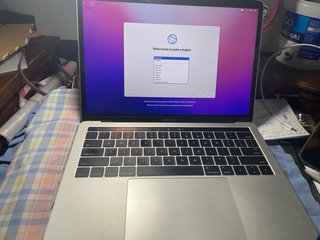 MacBook Pro Apple 12.7.6 gris  Mac Os Monterrey