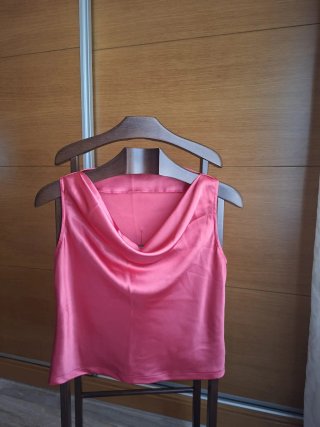 Camisa rosa sin estrenar, muy fresquita