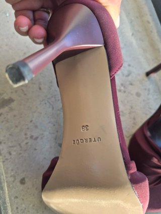 Sandalias moradas sin usar T38