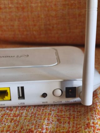 Router Movistar Blanco