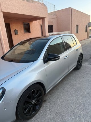 Volkswagen Golf VI