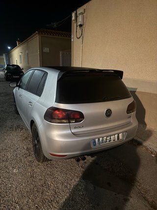 Volkswagen Golf VI