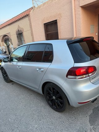 Volkswagen Golf VI