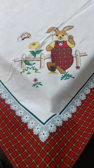 Toalha de Mesa Coelhinho 112x106cm - Felular