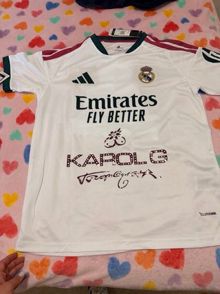 Camiseta Karol G Talla S,M,L,XL