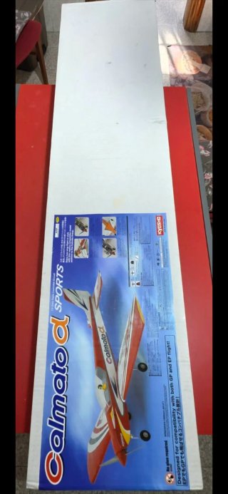 Avión RC Kyosho Calmato Sport 40. A estrenar.