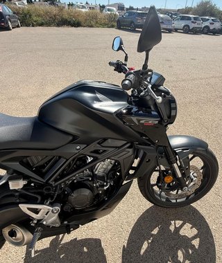 Honda CB 125R 2023 Negra