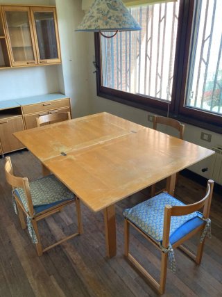 Mesa comedor madera con 4 sillas