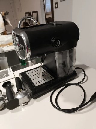 Cafetera Espresso Silvercrest SEM 1100 B3