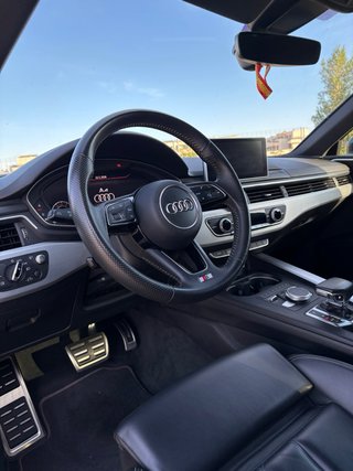 Audi A4 S Line TFSI 190 S tronic