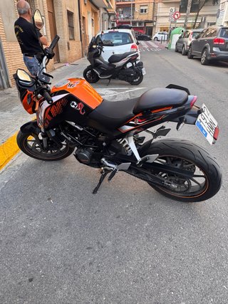 KTM Duke 125 2012 Negra/Naranja
