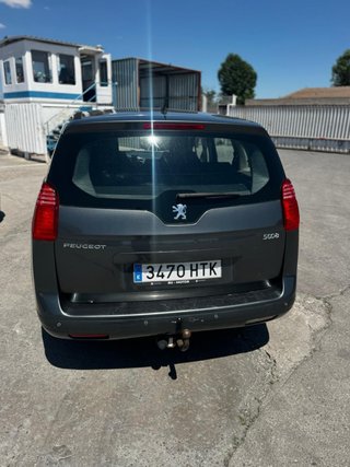 Peugeot 5008 2013 1.6 HDI 84CV 7 plazas