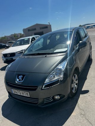 Peugeot 5008 2013 1.6 HDI 84CV 7 plazas