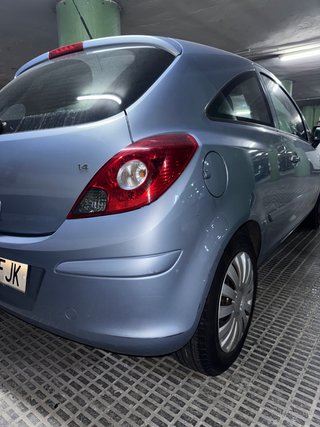 Opel Corsa 1.4 (2006)