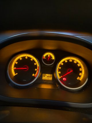 Opel Corsa 1.4 (2006)