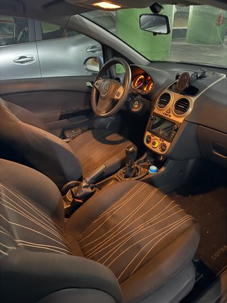 Opel Corsa 1.4 (2006)