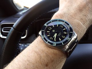 Reloj Helm Miyako Diver 200m