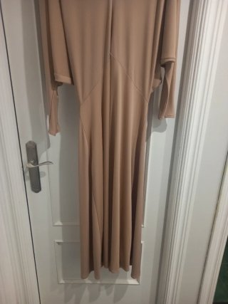 Vestido largo Zara beige talla M