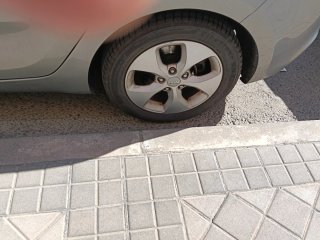 KIA Carens 2014