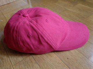 Gorra roja Mango