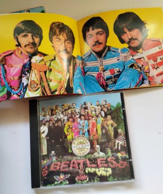 CD The Beatles Sgt. Pepper's Lonely Hearts Club Ba