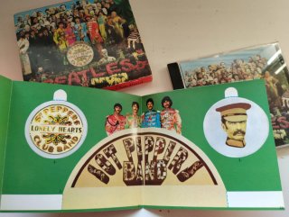 CD The Beatles Sgt. Pepper's Lonely Hearts Club Ba