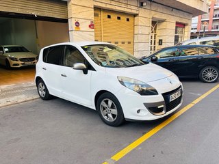 Renault Scenic 2011