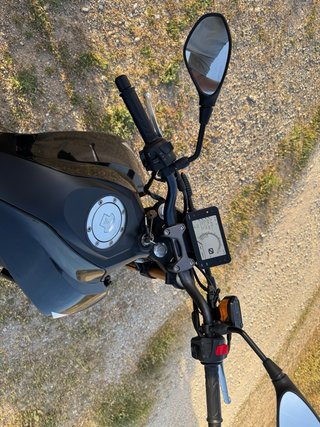 Moto Hanway Furious 125 Negra/Roja