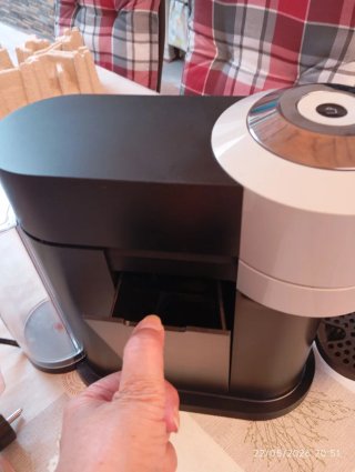 Cafetera Nespresso Vertuo Next