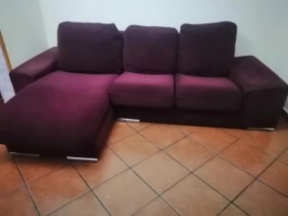 Sofá Chaiselongue Burdeos, es bastante cómodo