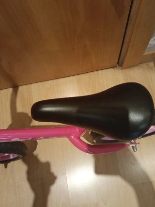 Bicicleta sin pedales rosa Chicco