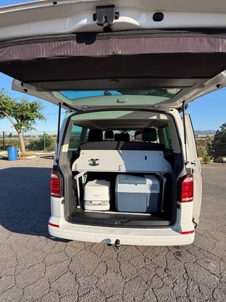 Volkswagen t6 150cv California beach 2016