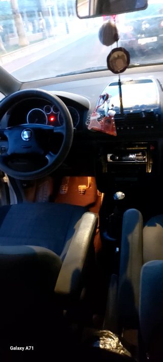 SEAT Alhambra 2004
