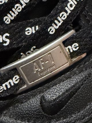 Nike Air Force 1 Supreme Negras