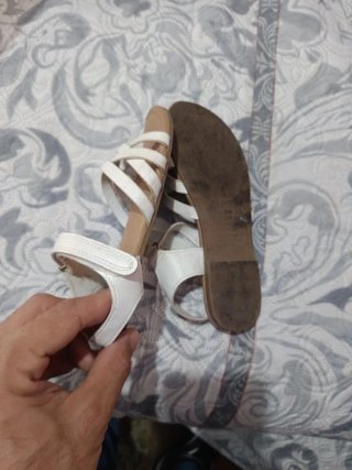 Sandalias Niña Blancas y Beige 33/34