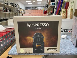 Cafetera Nespresso Inissia Blanca
