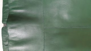 Cazadora de piel verde